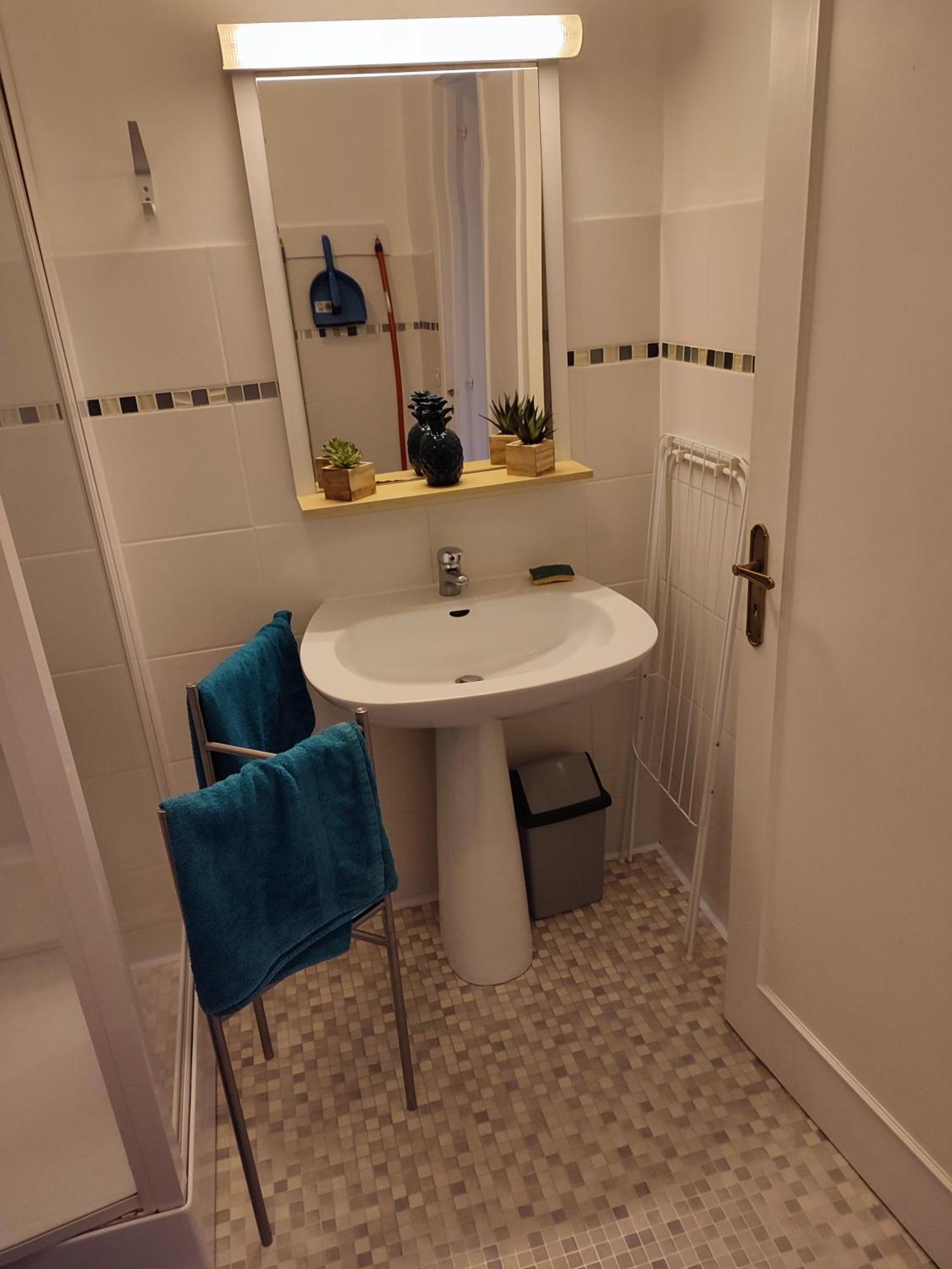 Studio 10, Tres Bien Place, Parking Wifi Gratuit Bagnoles de l'Orne Normandie Ngoại thất bức ảnh